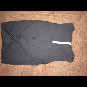 Lululemon Breeze through twist tank